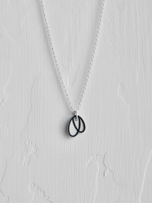 Tulip Necklace Black
