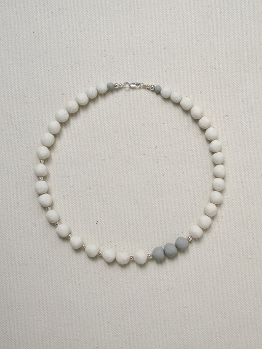 Halo Necklace Mineral White