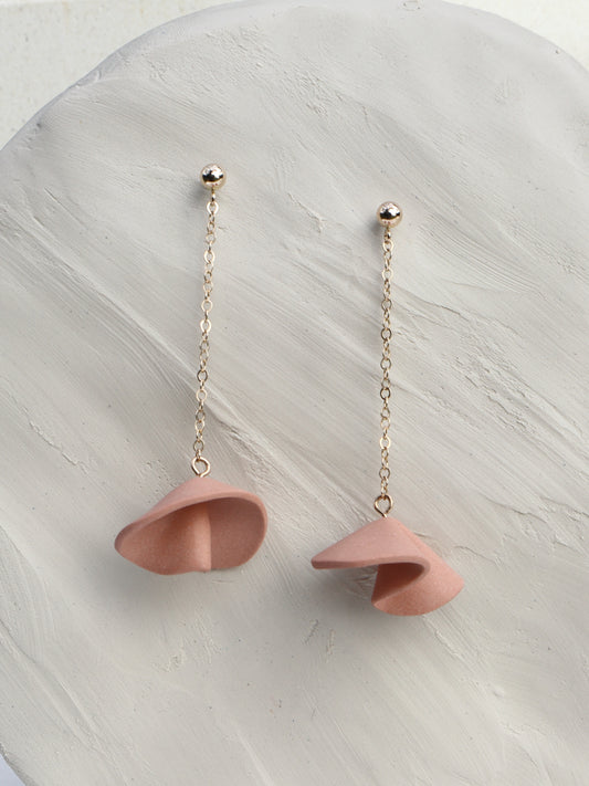 Turn Earrings Blush