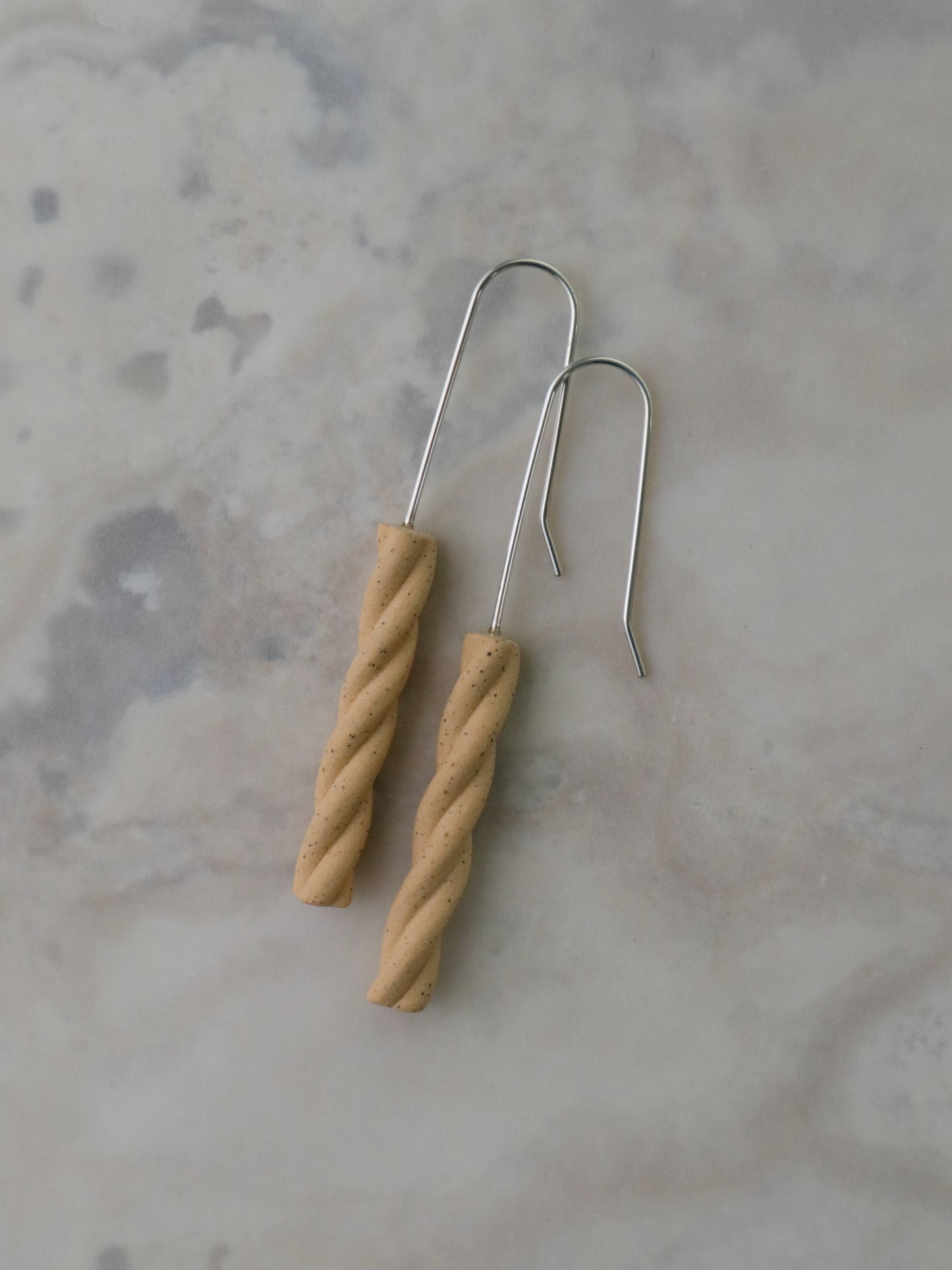 Twist Earrings Sand