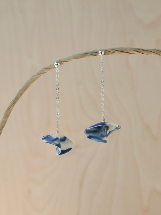 Turn Earrings Marbled Cobalt