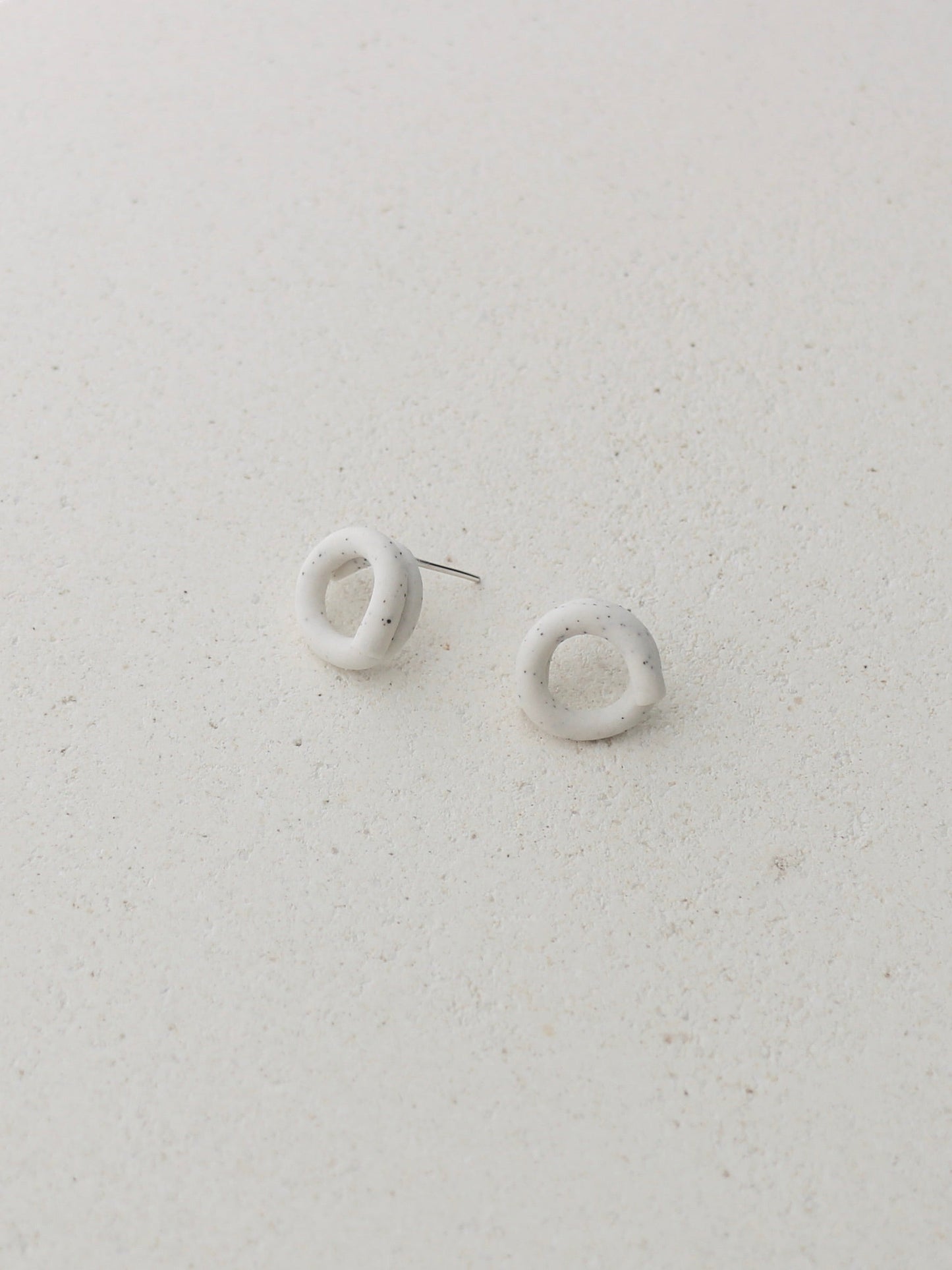 Envelop Earrings Mineral White Wholesale